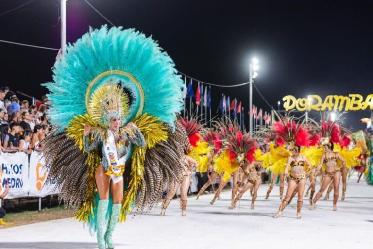 Goya: domingo de Carnaval en Costanera Norte y roda de samba en la playa