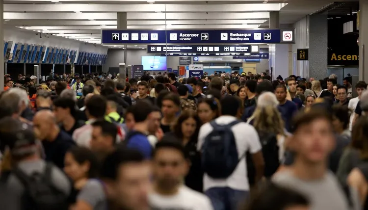 El Gobierno evalúa si sanciona a Flybondi por la cancelación de vuelos en plena temporada