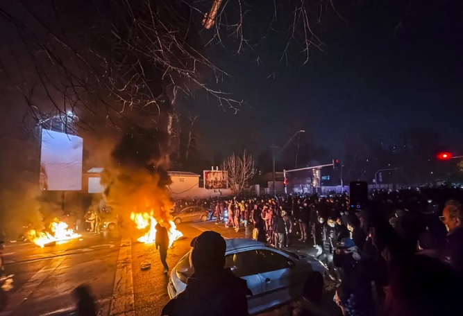 Las protestas en Irán superan los 3.400 muertos y agravan la tensión