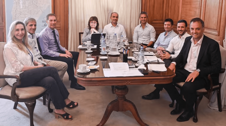 Reforma laboral: el Gobierno respondió a las críticas por haber quitado el capítulo de Ganancias y ratificó que bajarán los impuestos