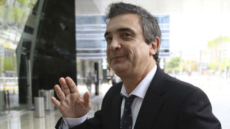 Catarata de tuits de Nito Artaza contra la reforma laboral y la UCR: «Viejo sueño de los poderosos»