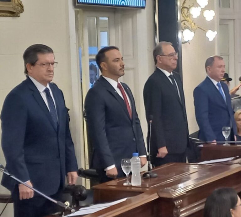 Valdés inauguró las sesiones y delineó prioridades de Corrientes