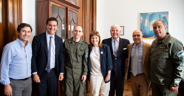 Nahuel Gallo estuvo en el Senado: se reunió con Bullrich, pero Villarruel quedó afuera de la foto