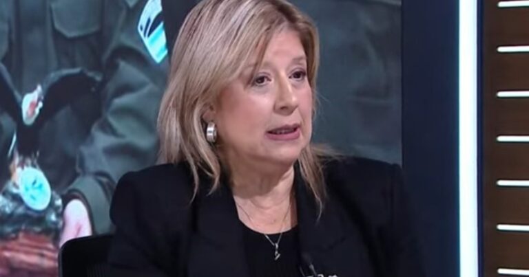 Antes de subir al avión de la AFA que lo trajo a la Argentina, Nahuel Gallo recibió una video llamada de «Chiqui» Tapia