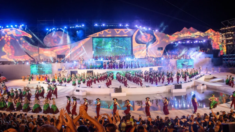 La Fiesta de la Vendimia en Mendoza suspendió su acto central por lluvia y se pasa al domingo