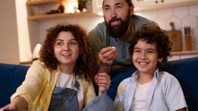 Esperada por grandes y chicos: Disney + estrenó una de las películas más taquilleras de la historia