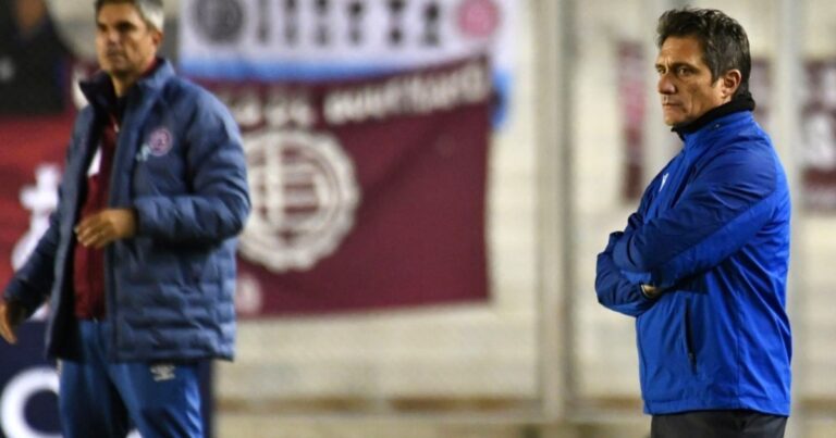 Vélez y Lanús, para medir cuál es el equipo del momento