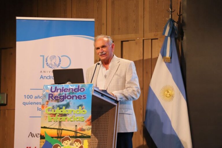 Lanari Zubiaur: La educación médica continua es fundamental