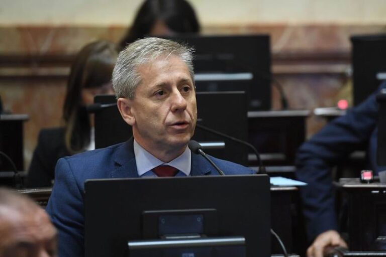 Vischi: En el mundo rige el gradualismo