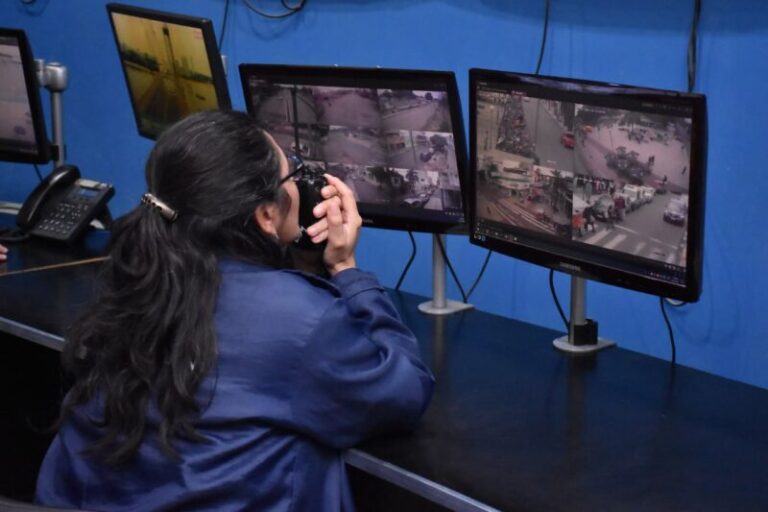 Cámara de videovigilancia del Centro de Operaciones y Monitoreo de Corrientes