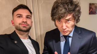 Ilustración representativa de una investigación judicial y criptomonedas.