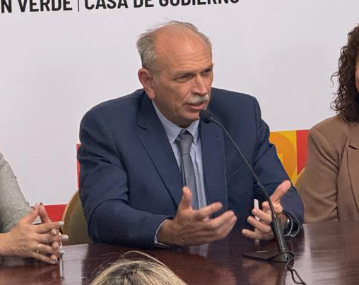 Ministro de Salud Pública de Corrientes, Emilio Lanari, durante una entrevista.