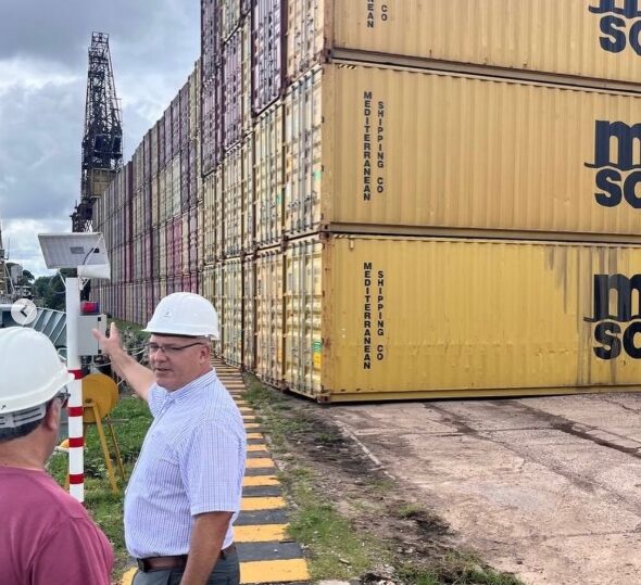Ministro Jorge Meza durante anuncio de obras públicas en Corrientes