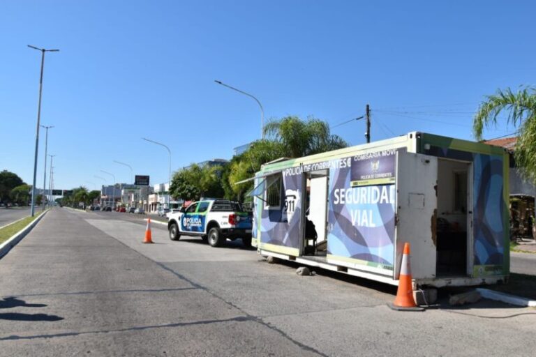 Fotografías de Tiziano Cardozo y Tiziana Benítez, adolescentes desaparecidos en Corrientes.