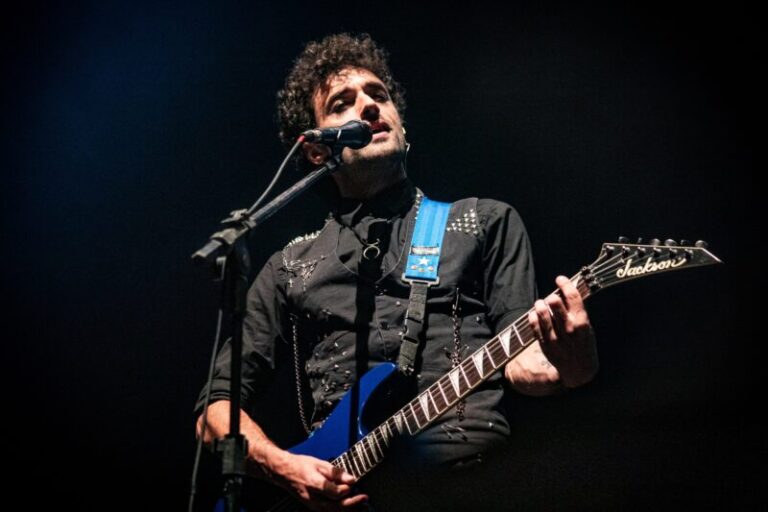 Integrantes de El Cuarto Soda en escena durante un concierto