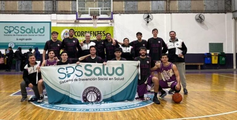 Partido de básquet entre Colón y 1536 Viviendas en el estadio Ángel Mario Castellano