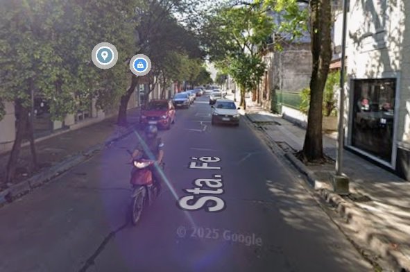 Calle Santa Fe al 1100 en Corrientes, lugar del siniestro vial
