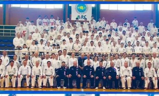 Instructora de Taekwondo Estefanía Vega Luque en seminario en Posadas