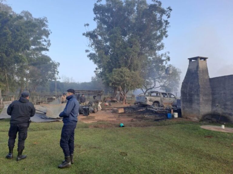 Incendio en propiedad rural de Santo Tomé