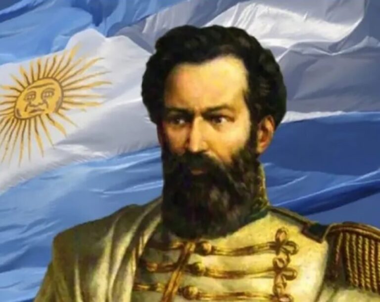 Acto en homenaje al general Martín Miguel de Güemes en la plaza Mitre de Goya
