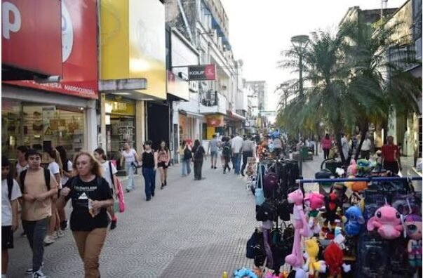 Comercio cerrado en la ciudad de Corrientes