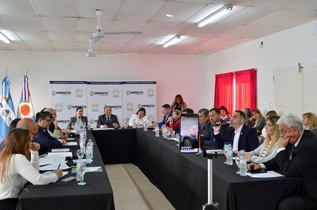 Sesión itinerante del Concejo Deliberante de Corrientes en el CIC General Andresito