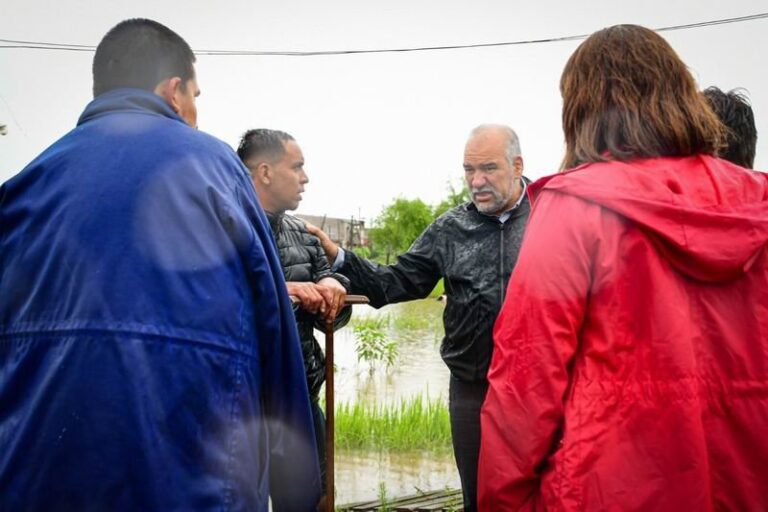 Sesión del Concejo Deliberante de Corrientes en el barrio Anahí