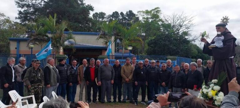 Ex combatientes reunidos en el 85° Congreso Provincial en Mburucuyá