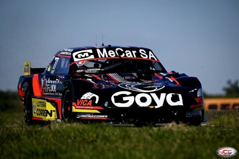 Ignacio Vilas en el autódromo Roberto Mouras durante la clasificación del TC Pista Mouras