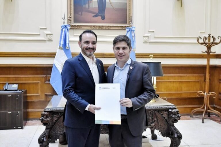Juan Pablo Valdés en conferencia de prensa en Casa de Gobierno