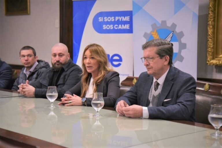Lanzamiento de la Ronda de Negocios de Industrias Creativas en la Legislatura provincial