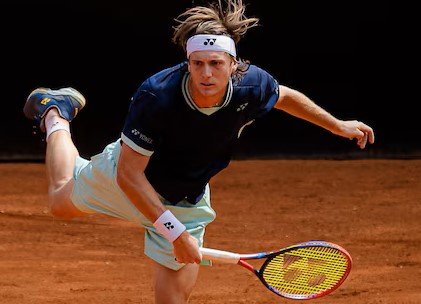 Lautaro Midón e Ignacio Monzón tenistas correntinos en torneos Challenger