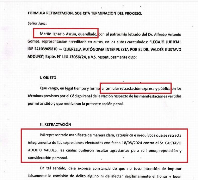 Martín Ascúa en una conferencia de prensa