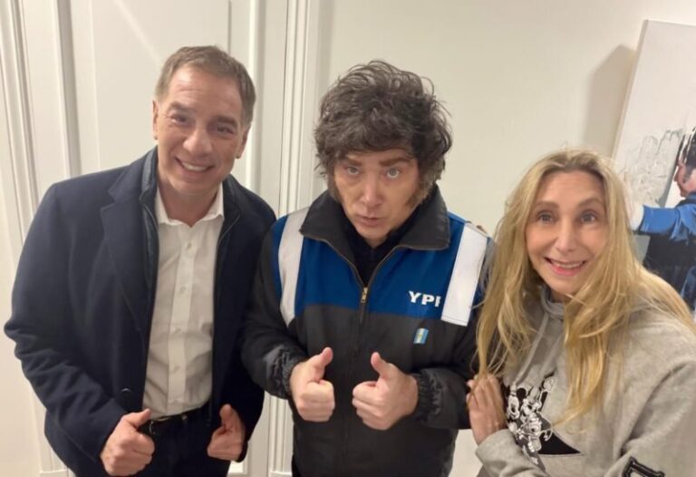 Javier Milei junto a Diego Santilli y Karina Milei en la red social X