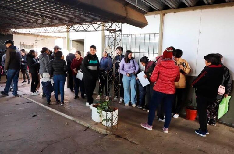 Jornada del programa Vos y tu Municipio en la Escuela N°732 de Lomas Sur