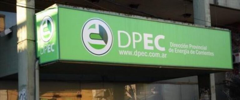 Juan Pablo Valdés en acto de inauguración de nueva sede de DPEC en Corrientes