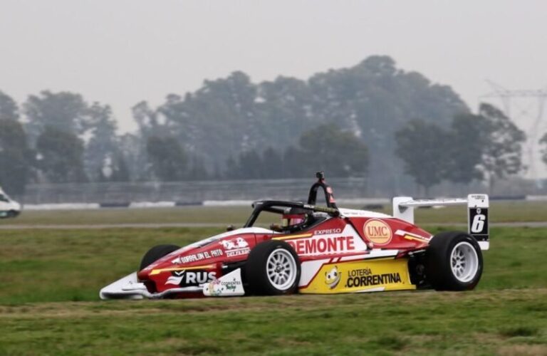 Benjamín Traverso en el autódromo Roberto Mouras de La Plata
