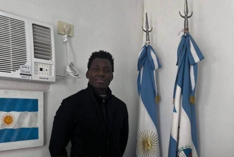 Camille Tonde, docente de idiomas en Corrientes