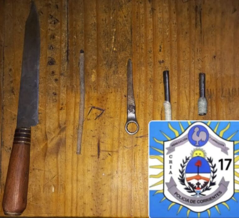 Efectivos policiales en operativo nocturno en el barrio Molina Punta