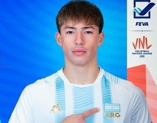 Germán Gómez celebrando un punto con la Selección Argentina de vóley