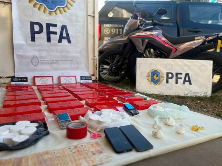 Policía de Corrientes separó a una oficial detenida por narcotráfico