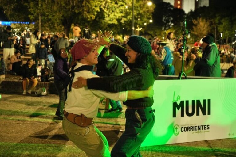 Plaza Mercosur de la ciudad de Corrientes, escenario de apertura del certamen Jacinto Mamuh