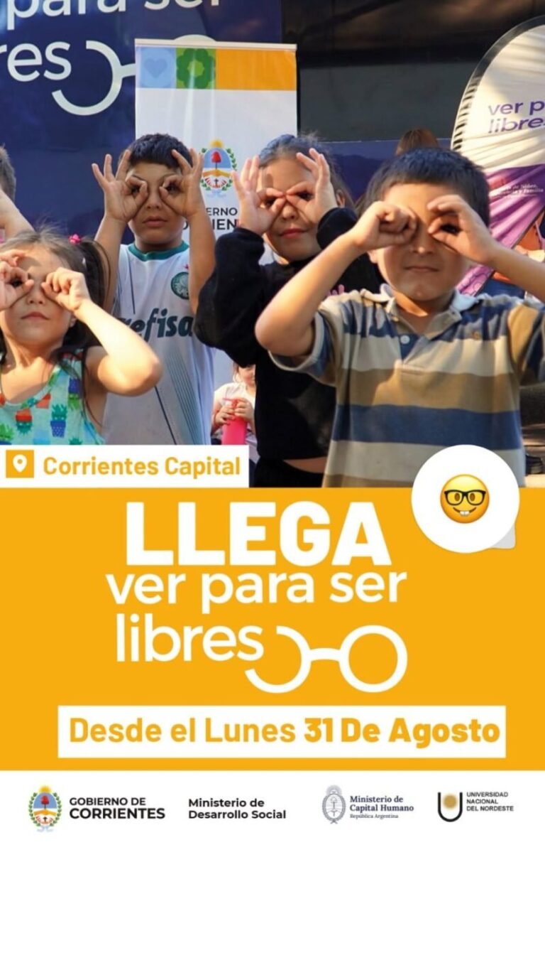 Niño realizándose un control oftalmológico durante un operativo de salud visual