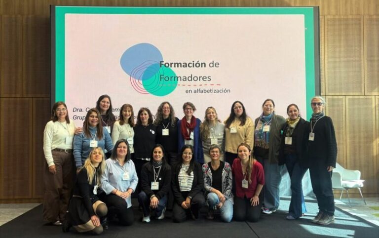 Formadores correntinos en encuentro de alfabetización en Buenos Aires
