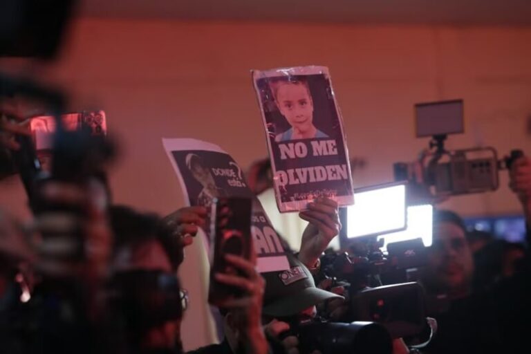 Tribunal durante el juicio por la desaparición de Loan Danilo Peña
