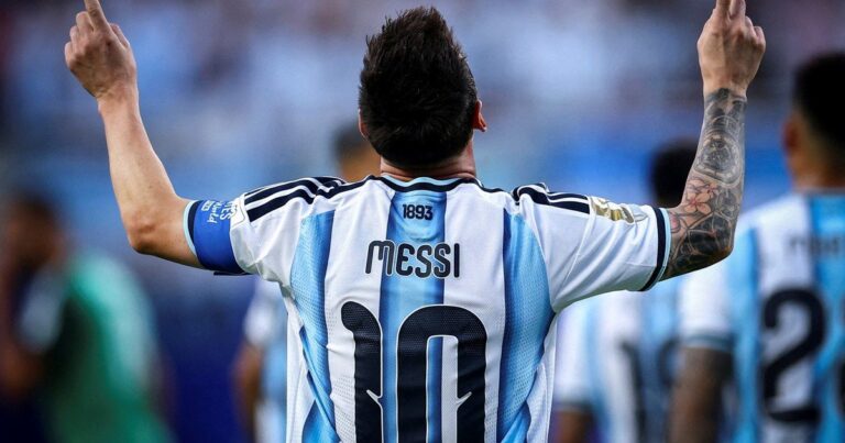 Lionel Messi con la camiseta de la Selección Argentina