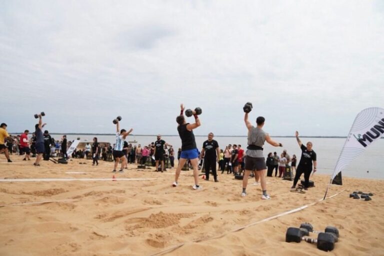 Atletas compitiendo en el torneo Northfit en Corrientes