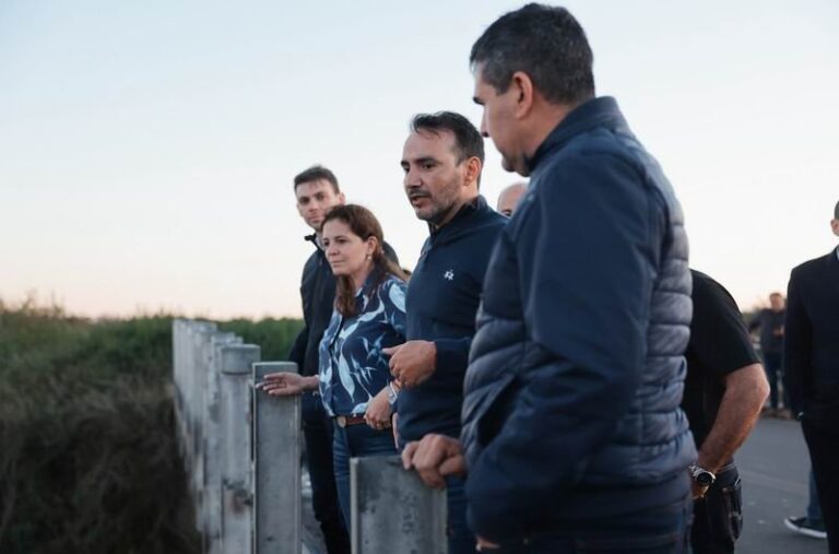 Gobernador Valdés supervisa obras de canalización del arroyo Pirayuí en Corrientes