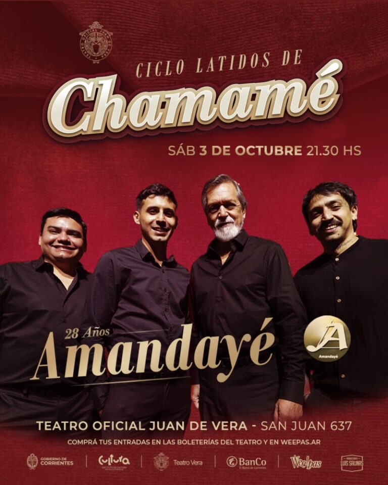 Grupo Amandayé en el escenario del Teatro Vera durante la celebración de sus 28 años