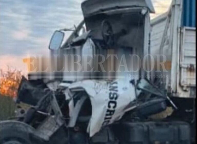 Camiones involucrados en siniestro vial en Ruta 119 en Mercedes